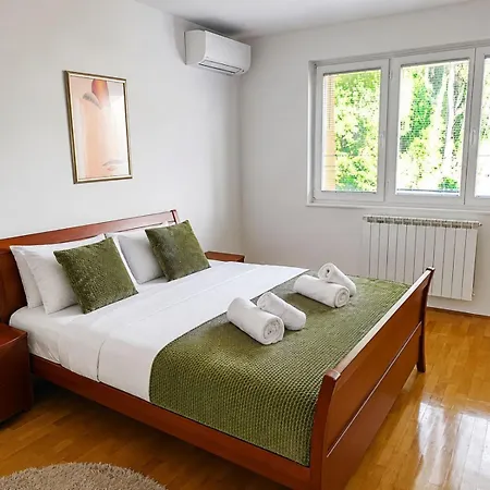 Apartament Urban *