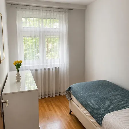 Apartament Urban *